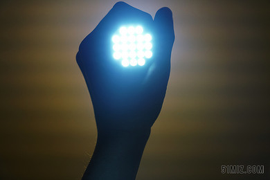 光影的藝術 照明素材、設備與裝置全解析